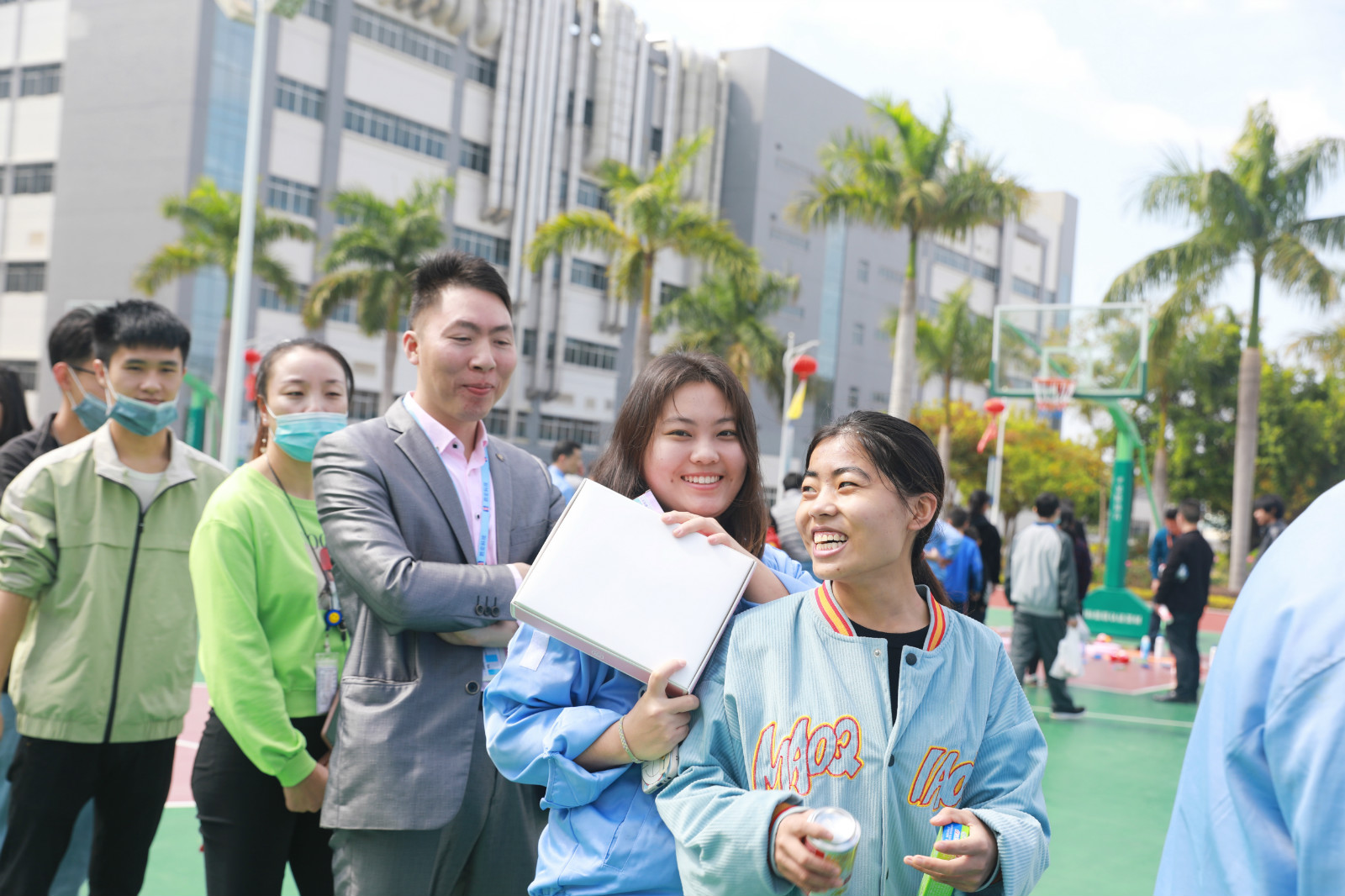 就地過年，年味不減—我在勝宏挺好的